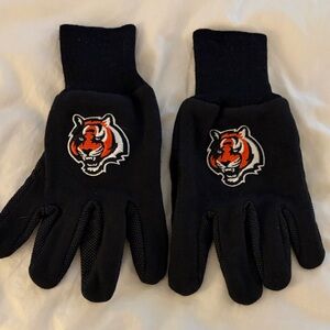 NFL Bengals Logo Black Gloves